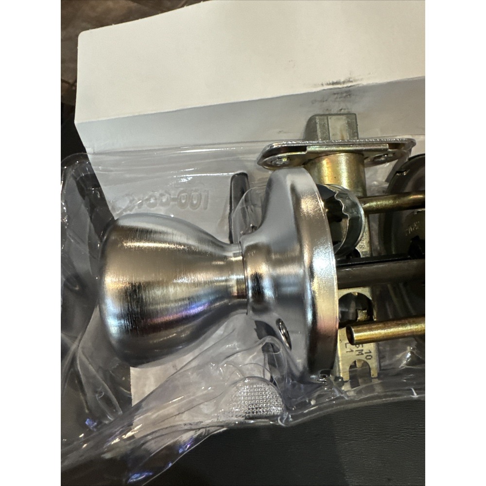 Kwikset Tylo  Satin Nickel  Bed Door Knob   93001-871‎